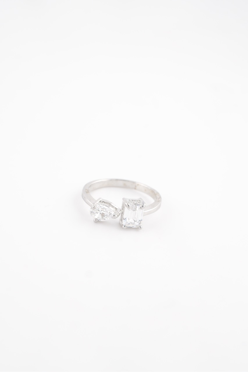 Twinvera Radiant Ring
