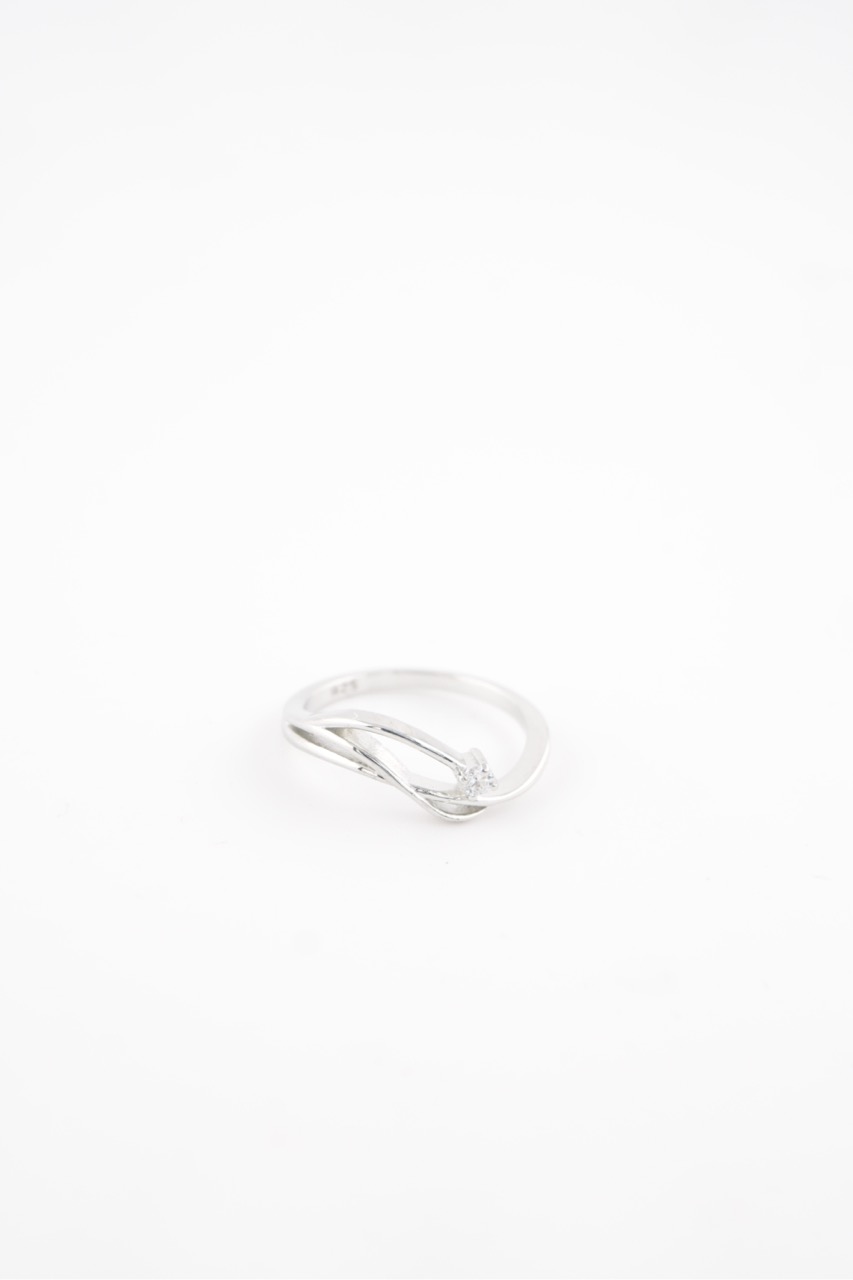 Sylviera Twist Ring